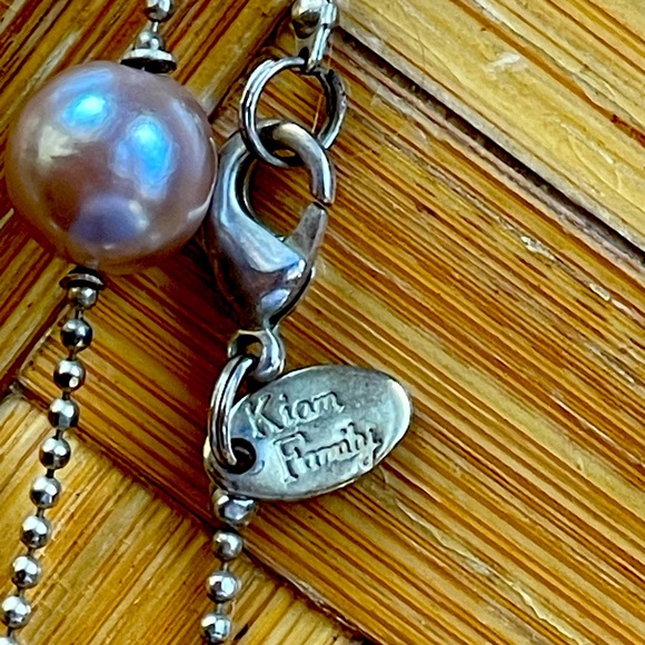 Vintage necklace soft gold tone w/faux blush pearls - Picture 6 of 6